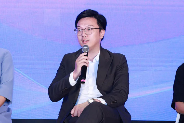 人力资源公司PG 国际海外招聘总经理林伟东就出海趋势进行了分享