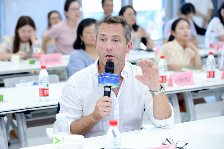 与会嘉宾在知名人力资源公司PG 国际主办的全球化人才发展交流会中畅所欲言分享观点